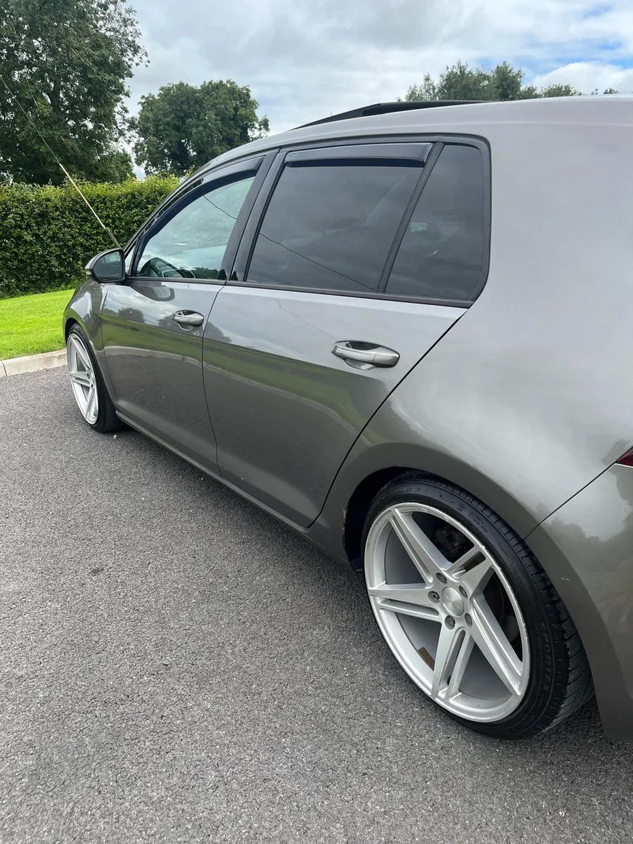 Volkswagen Golf TDI | Highline | Sunroof | - Image 4