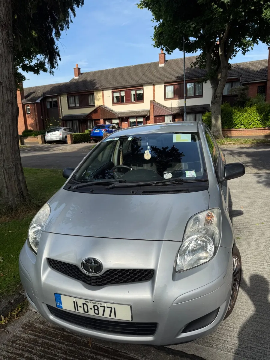 Toyota Yaris 2011 - Image 1