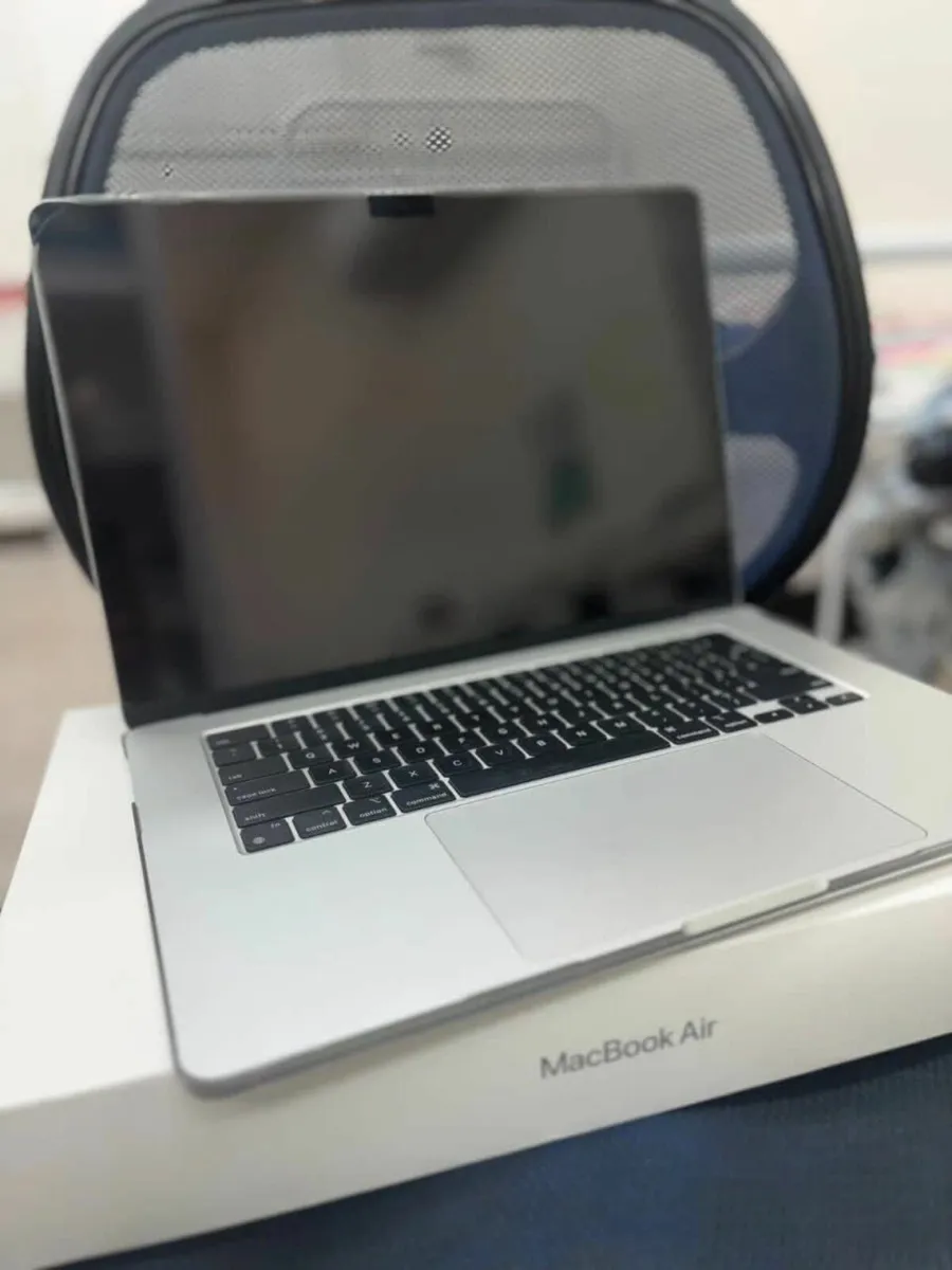 MacBook Air 15.3 2023 M2 24GB RAM 2TB SSD - Image 1