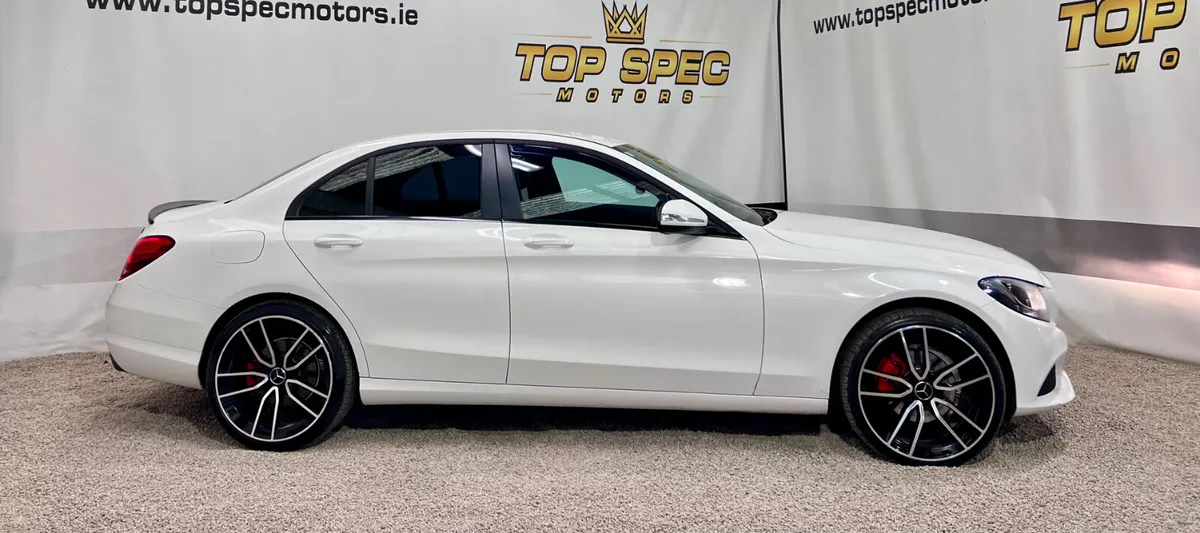 (142) Mercedes-Benz  C220 Sport Executive - Image 4