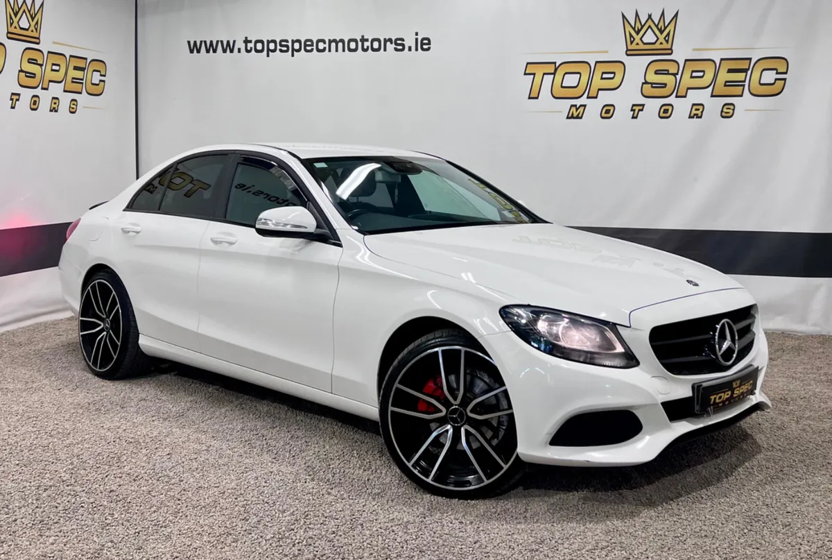 (142) Mercedes-Benz  C220 Sport Executive - Image 3