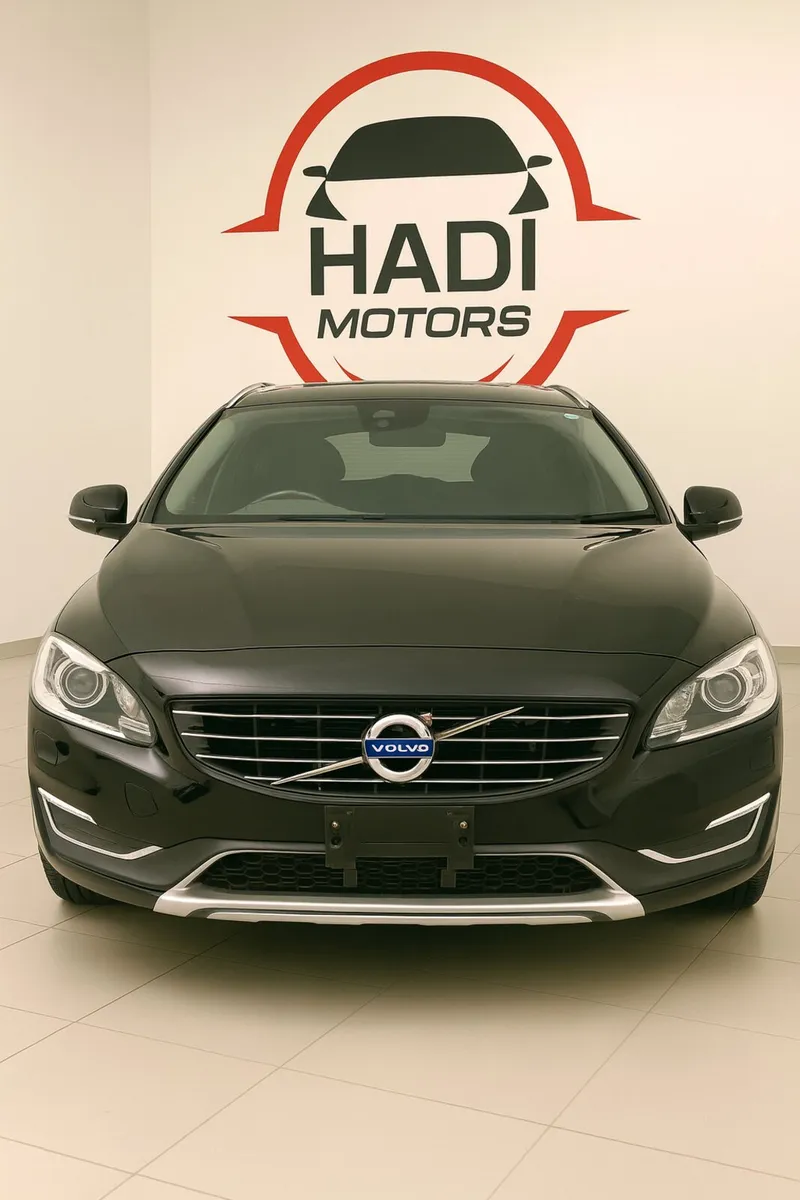 Volvo v60 black - Image 1