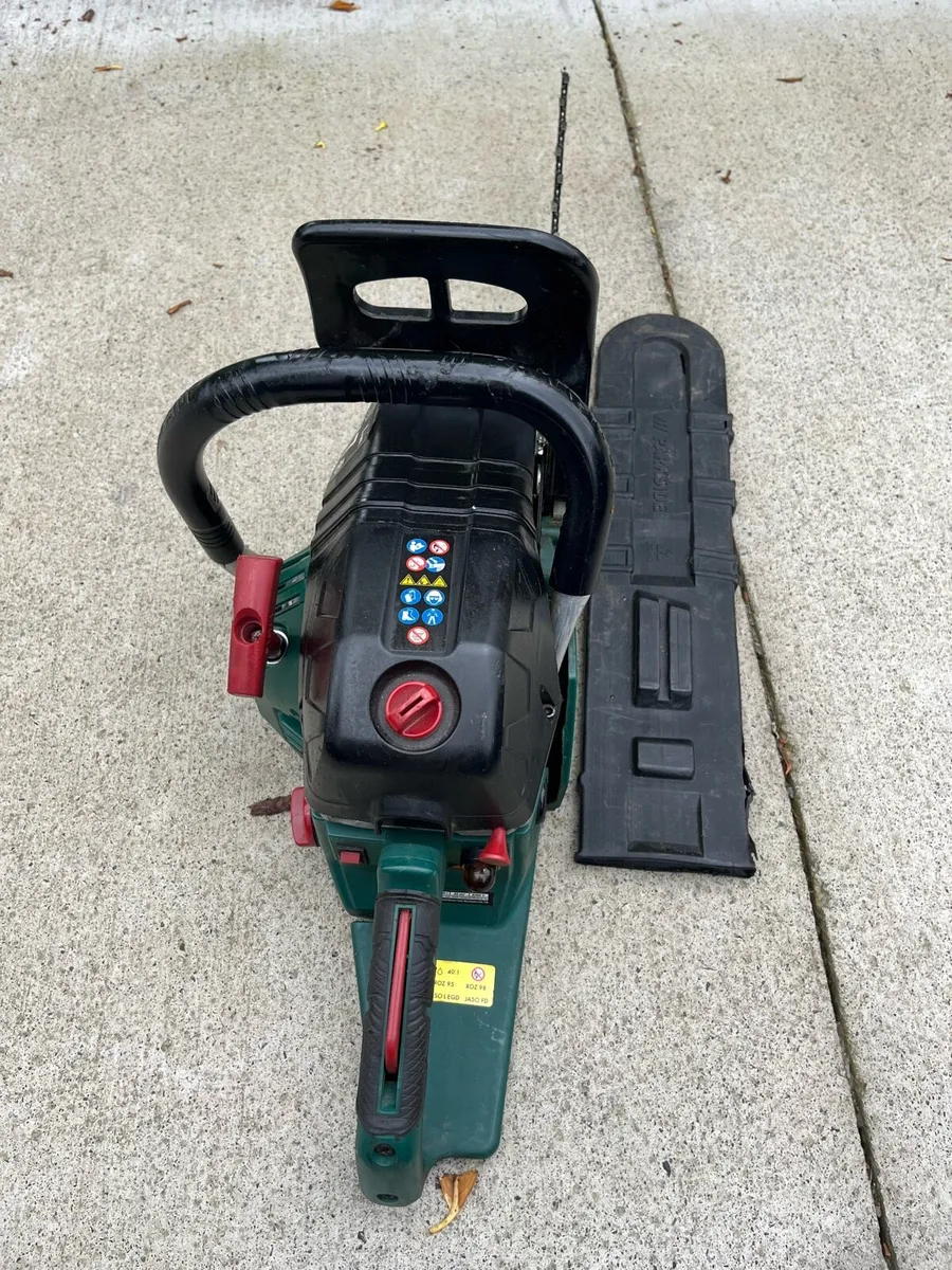 Chainsaw - Image 3