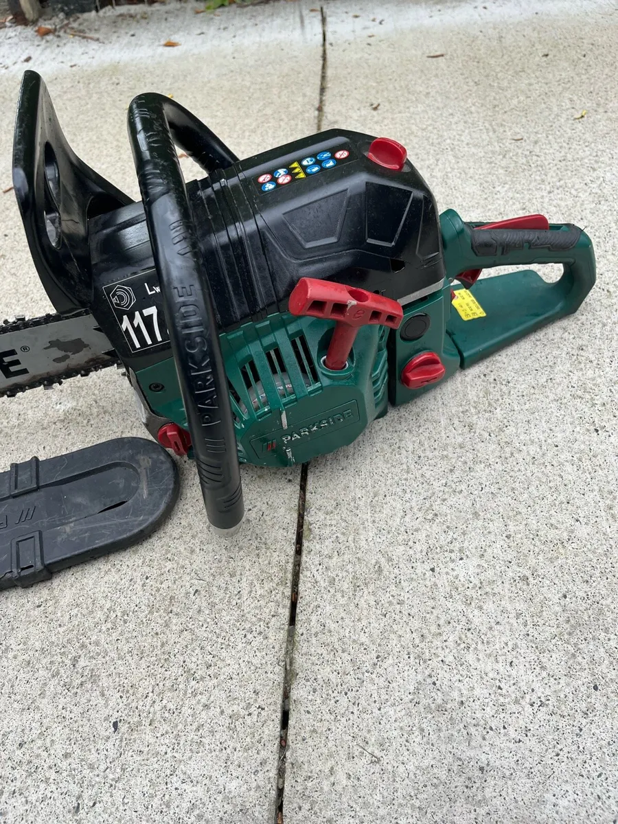 Chainsaw - Image 4