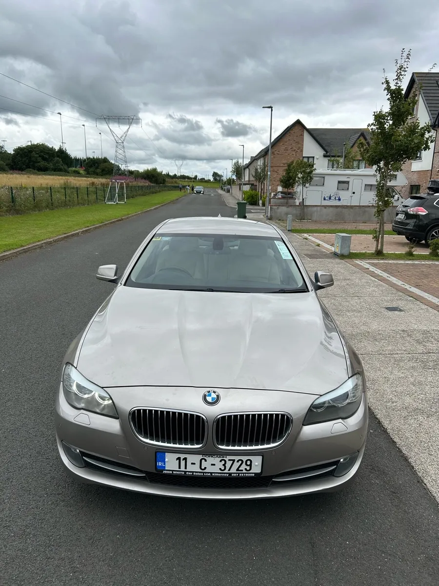 11 BMW 5 SERIES 520d SE €4,750 - Image 2