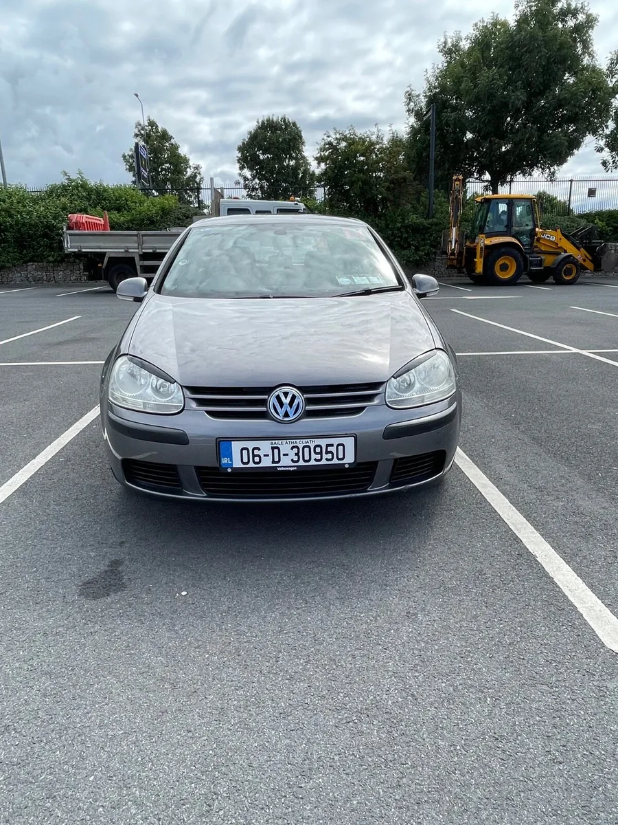 Volkswagen Golf 1.6 Automatic - Image 1