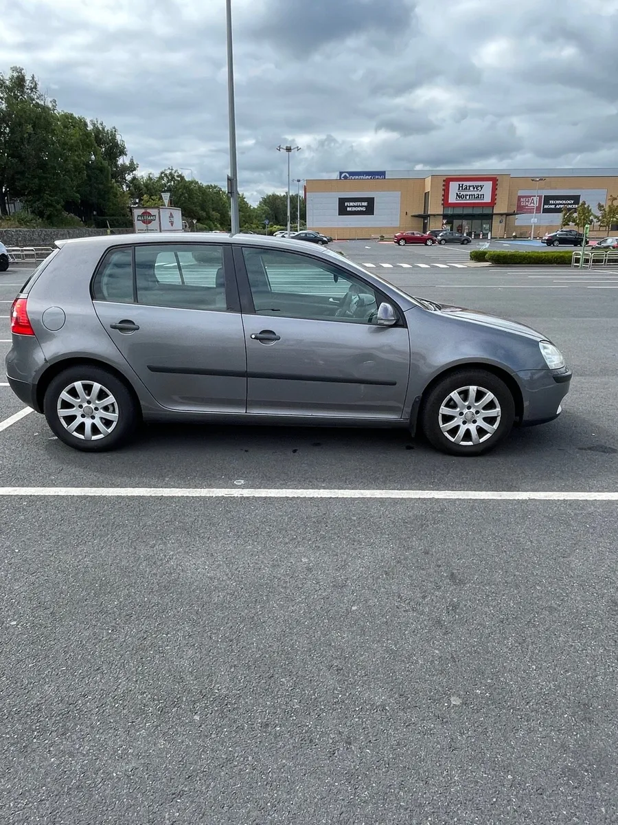 Volkswagen Golf 1.6 Automatic - Image 4