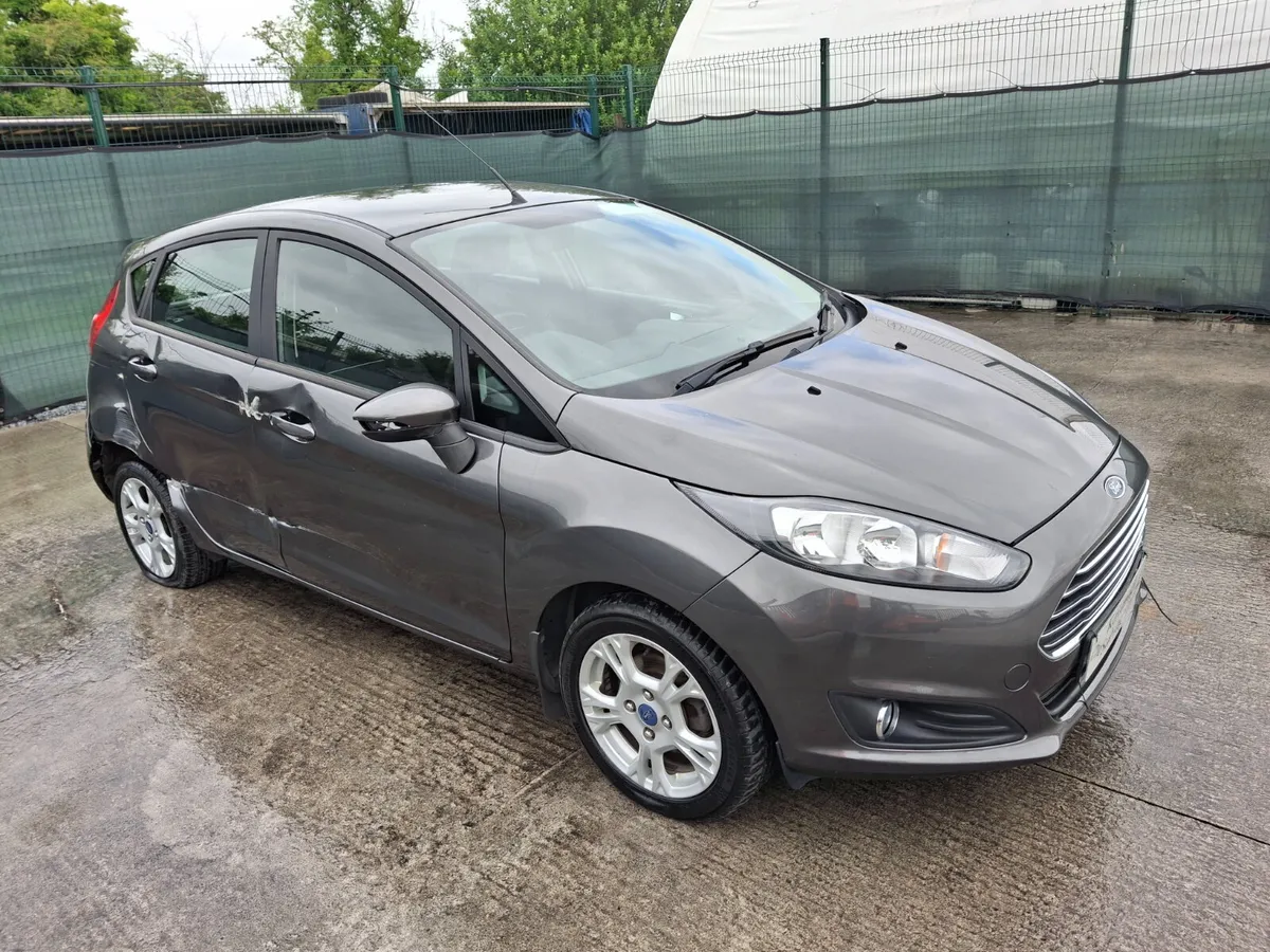 2016 Ford Fiesta  Zetec  1.0 Petrol - Image 2
