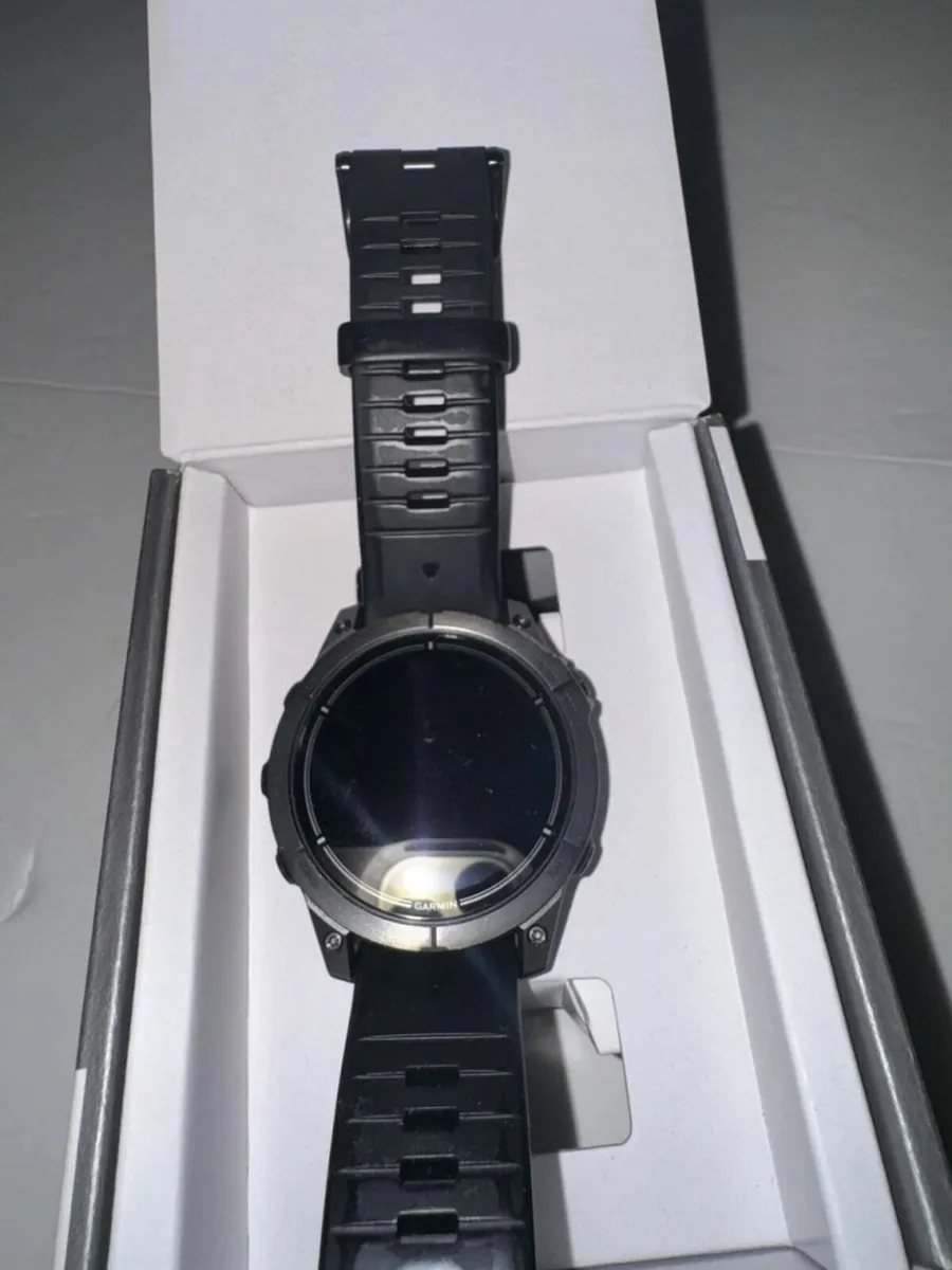 epix Pro (Gen 2) Sapphire 47mm CarbonGray - Image 1