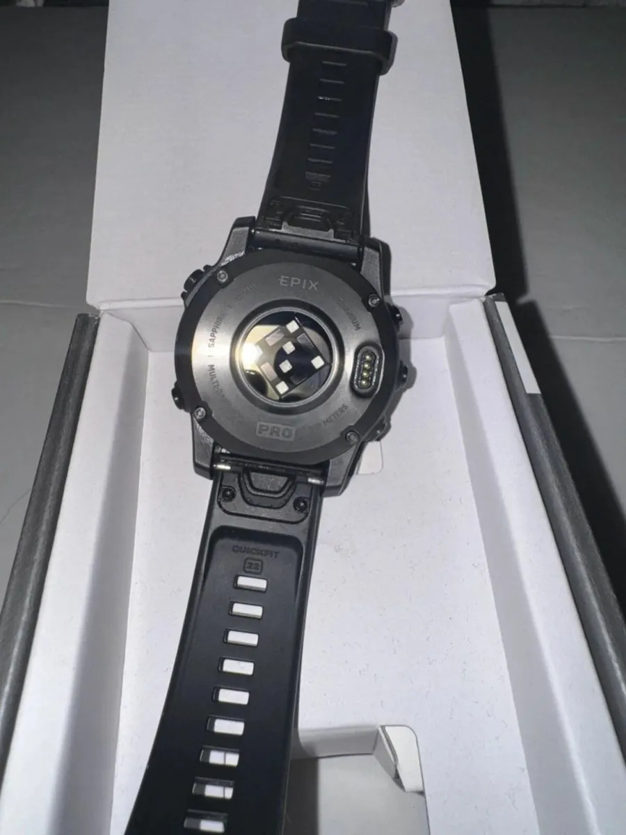epix Pro (Gen 2) Sapphire 47mm CarbonGray - Image 2
