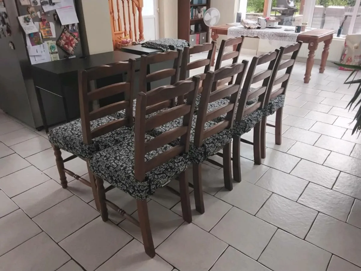 8 Kitchen Chairs - Image 3