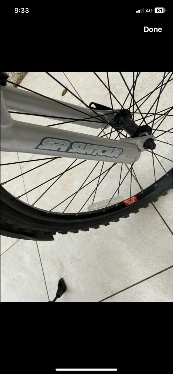 Girls bike - Image 4