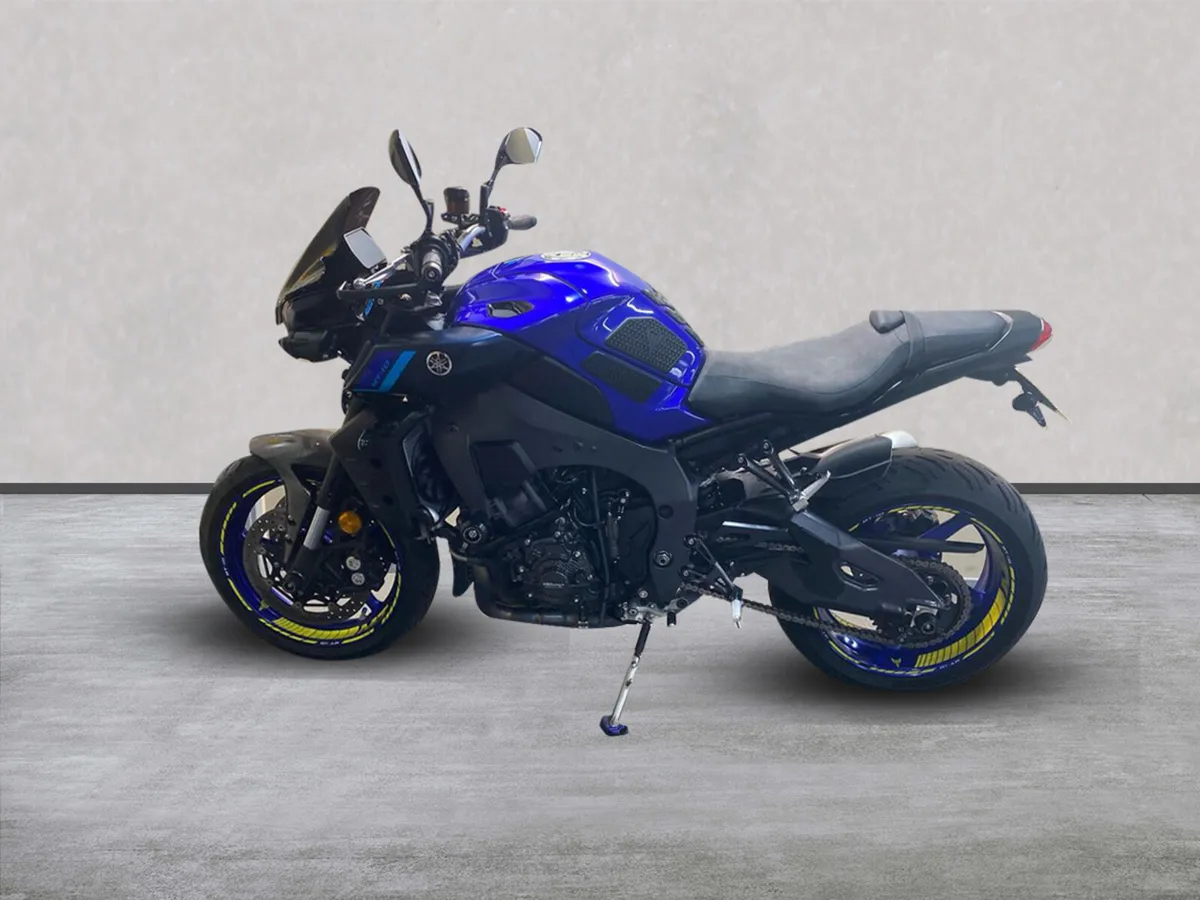 YAMAHA MT -10 with Extras, NI Reg - Image 2
