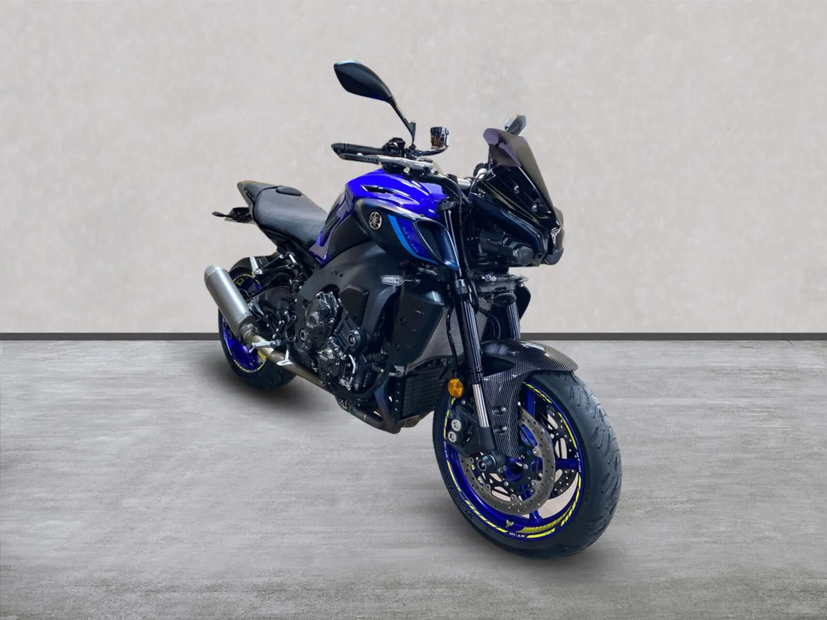 YAMAHA MT -10 with Extras, NI Reg - Image 3