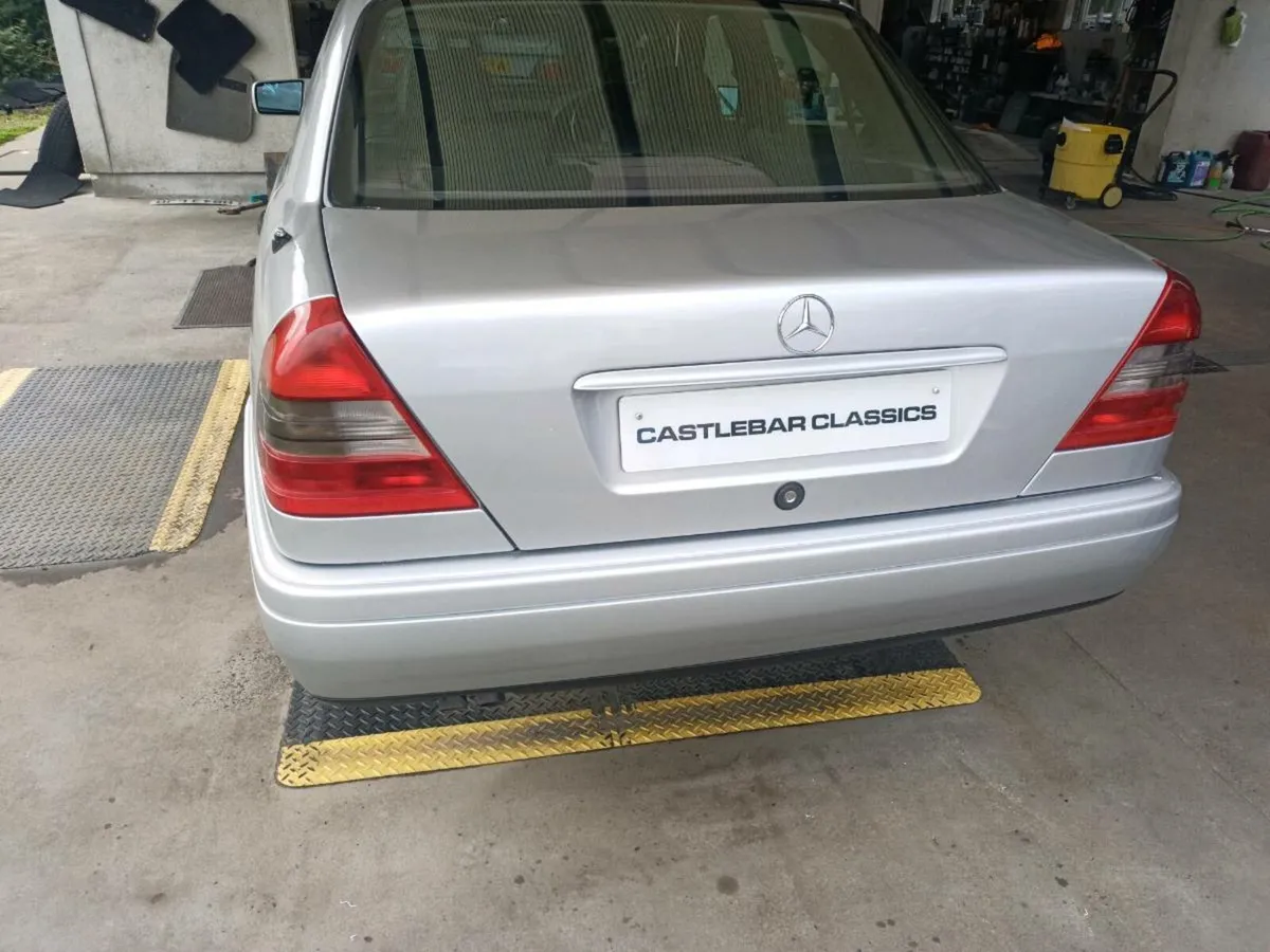 mercedes 280 sport. + Audi coupe - Image 3