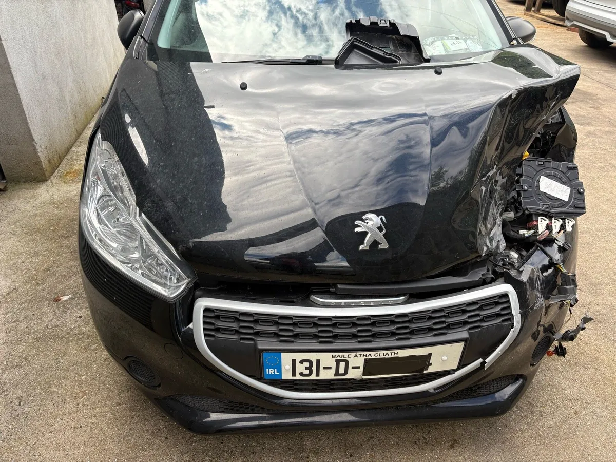 PEUGEOT 208 1.2..!! FOR BREAKING OR REPAIR!! - Image 3