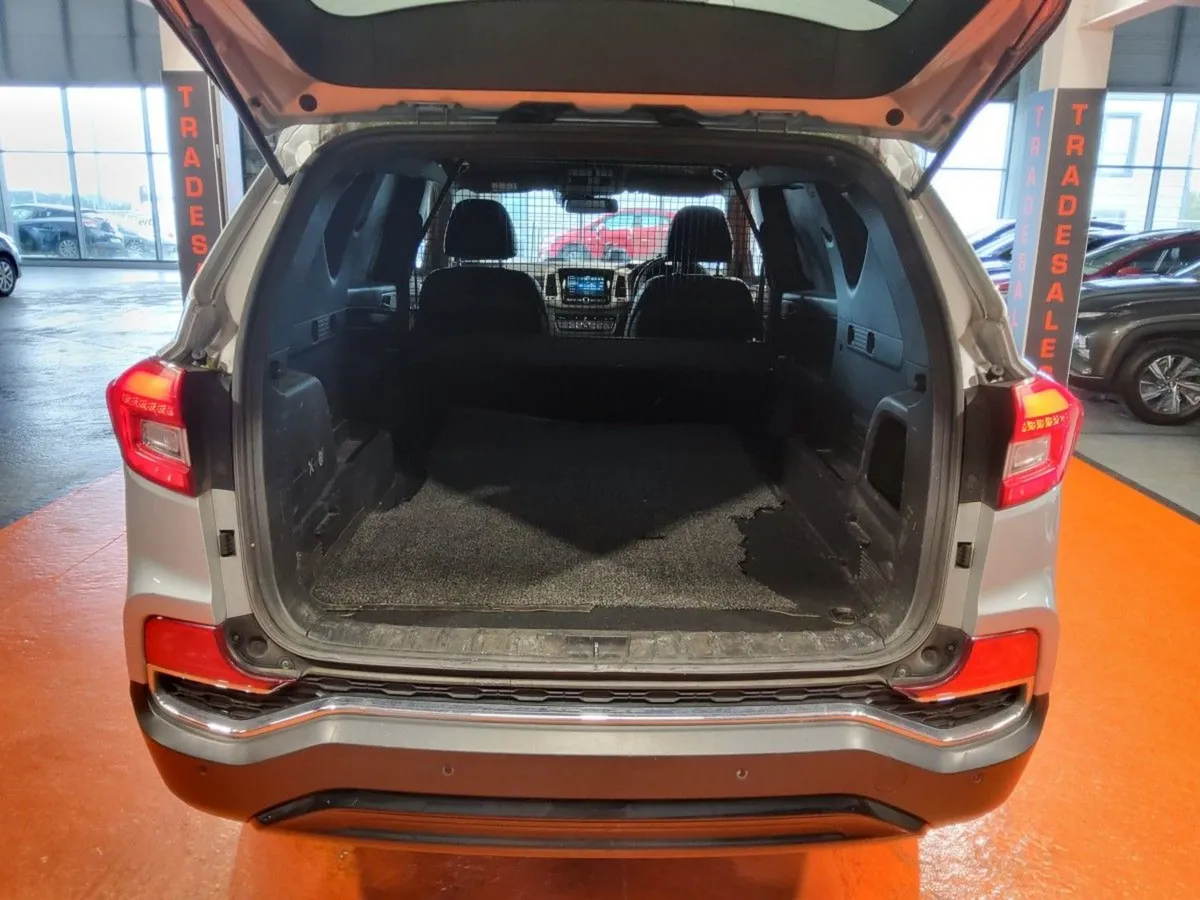 Ssangyong Rexton Other 2.2 DSL AT P/T 4WD 5DR A - Image 4