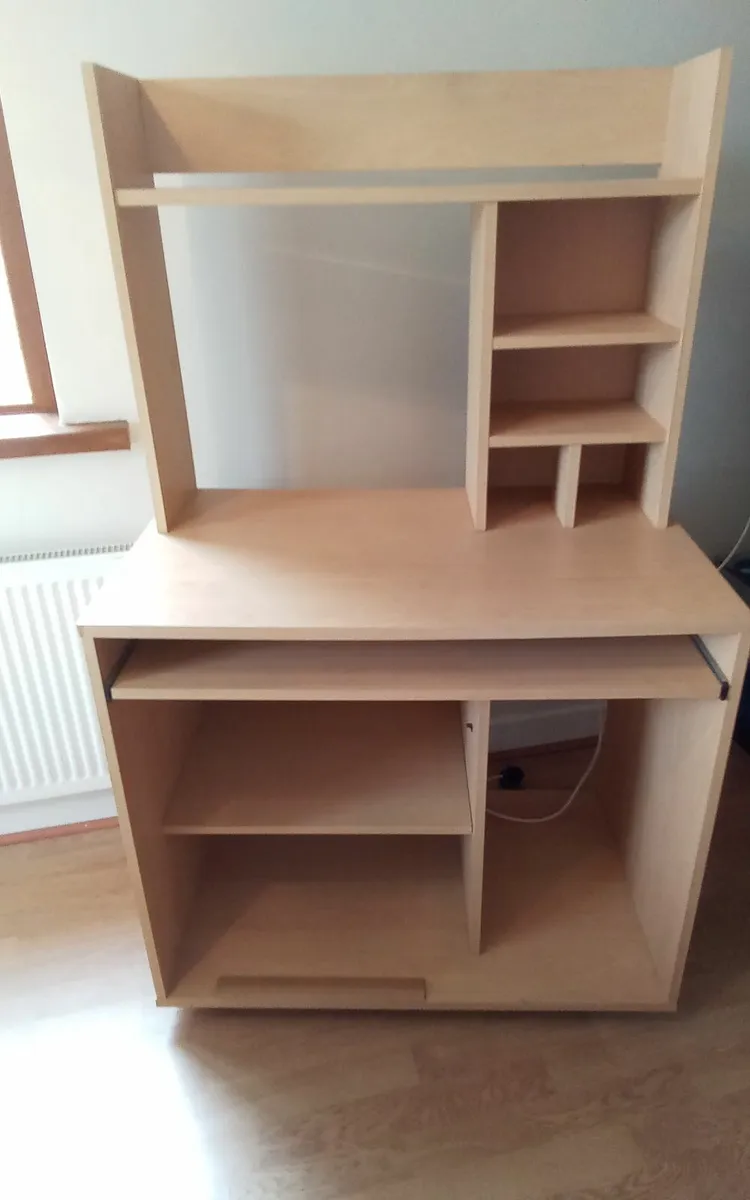 Computer Desk - Image 1