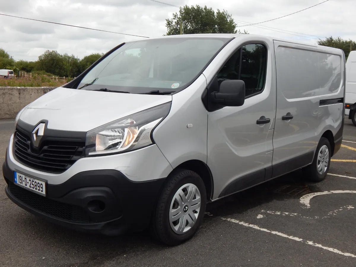 2019 Renault Trafic SWB CVRT 05/26 - Image 4