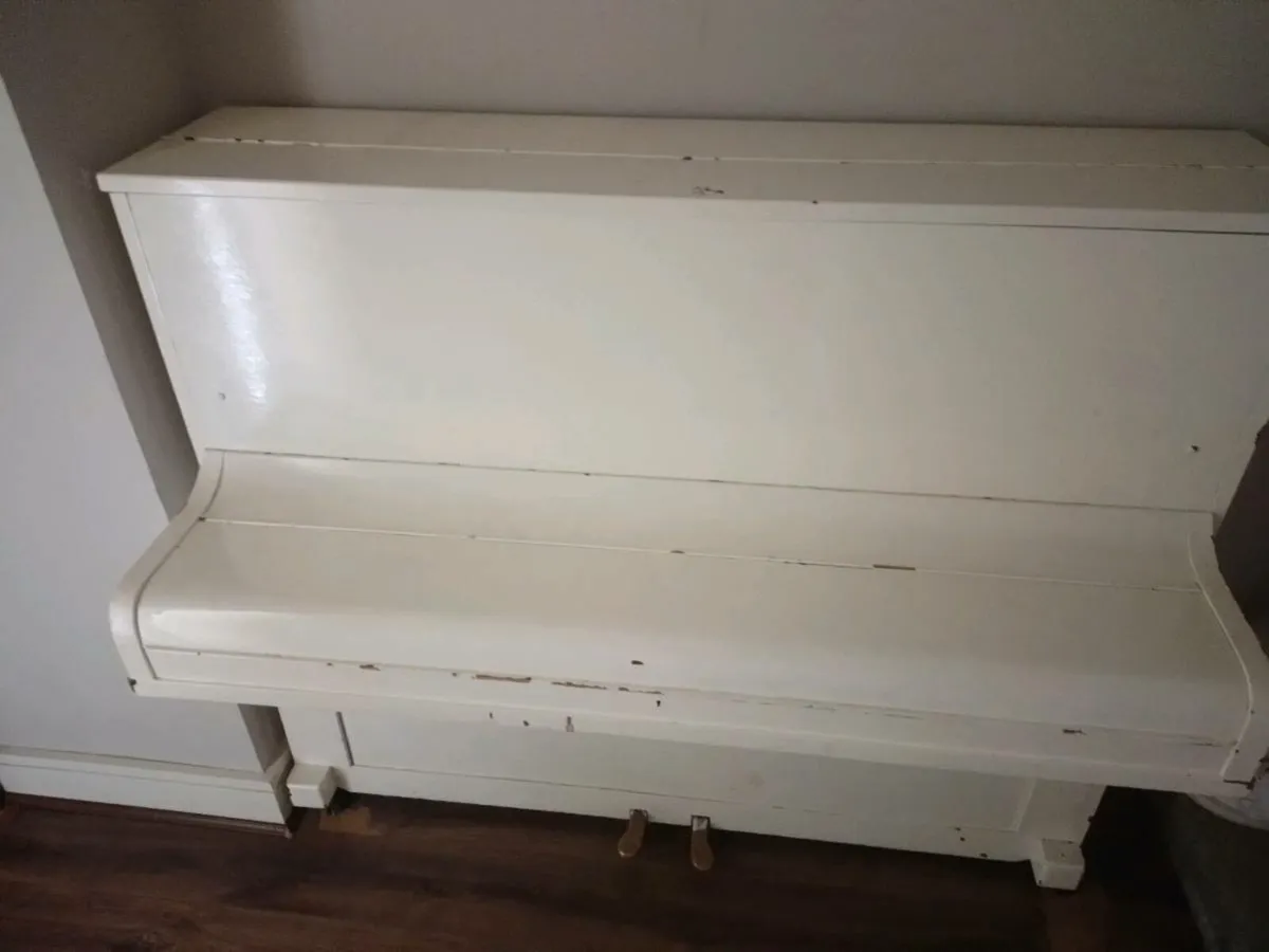 Piano - Image 2
