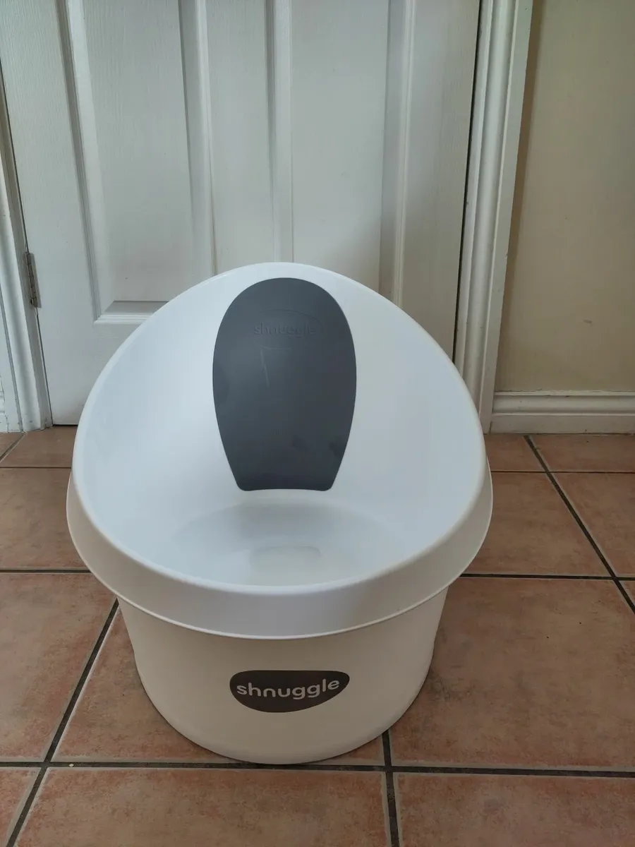 Shnuggle Toddler Bath Tub - Image 1