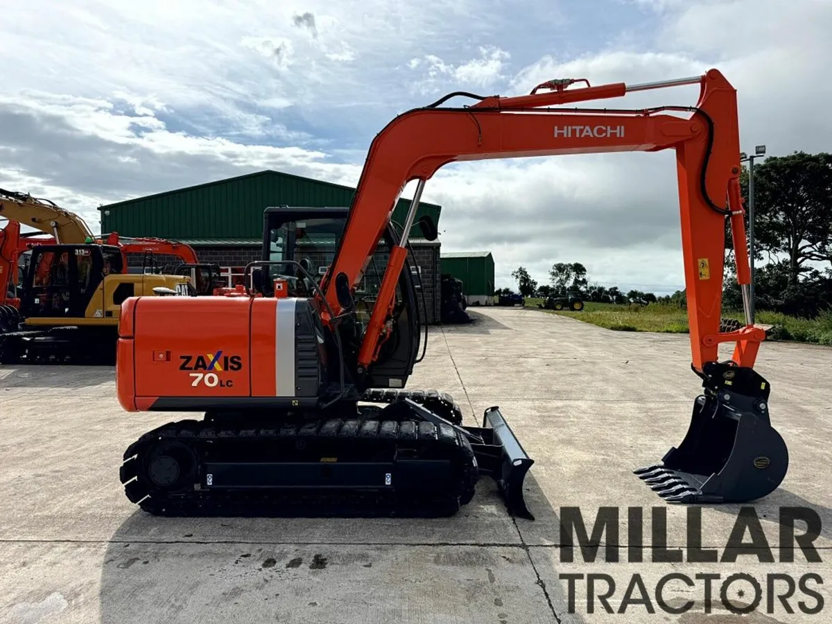 HITACHI ZX70-3 - Image 4