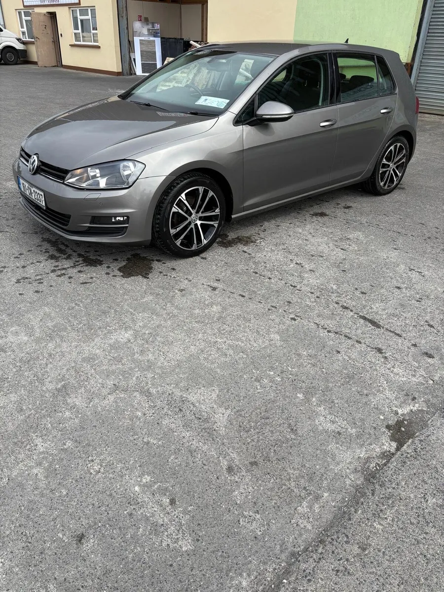 Volkswagen Golf Match Edition - Image 2