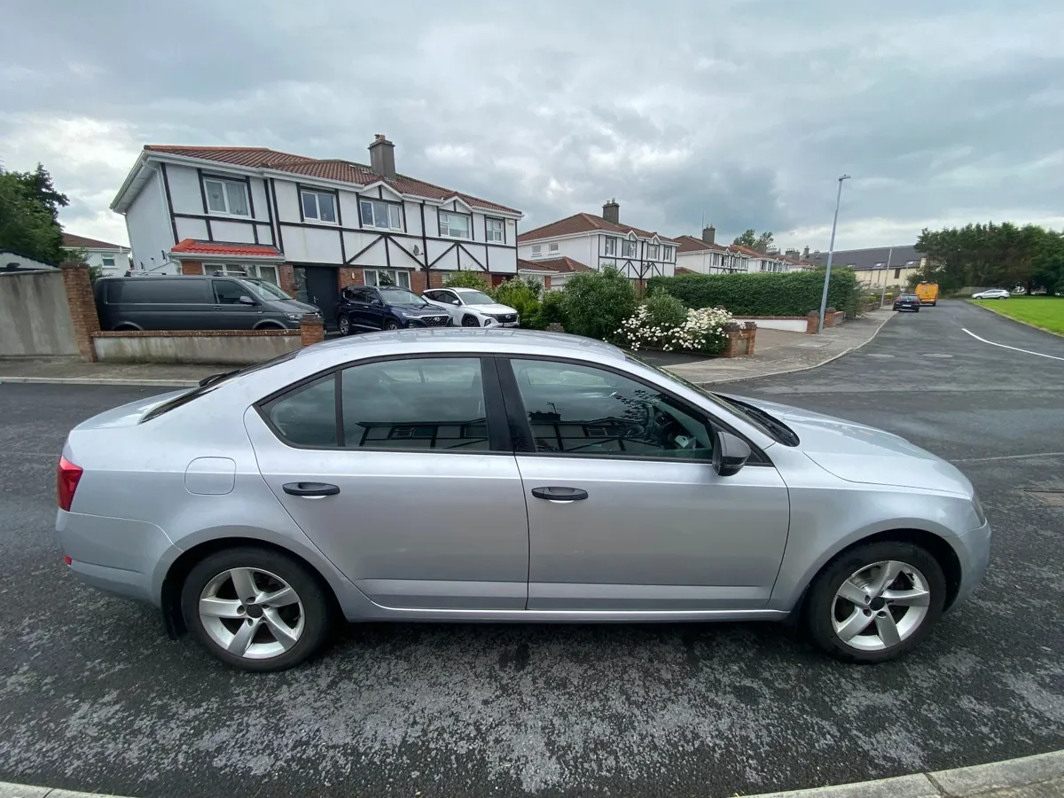Skoda Octavia 2014 - Image 1