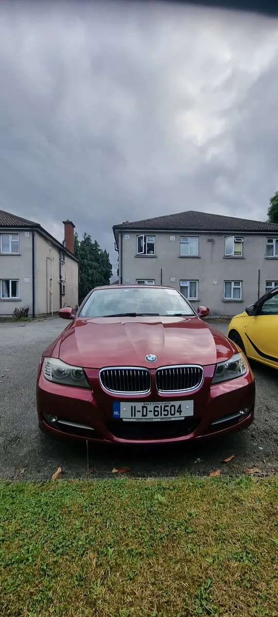 BMW 3-Series 2011 - Image 1
