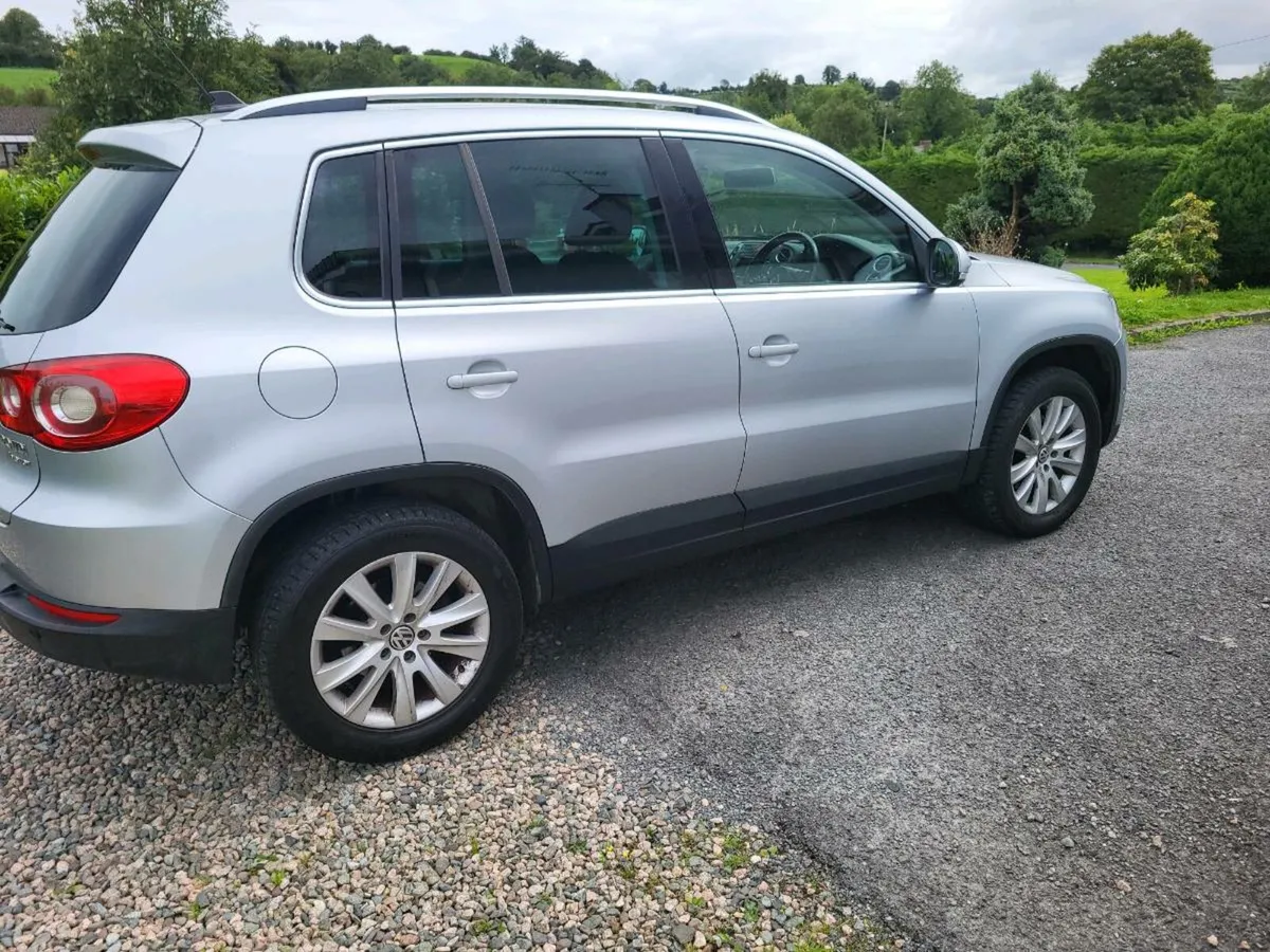 VW Tiguan Auto - Image 2