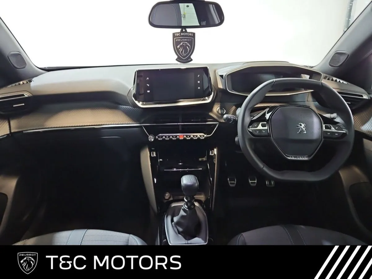 Peugeot 2008 Allure Model 1.2 - Diamond Cut Alloy - Image 3