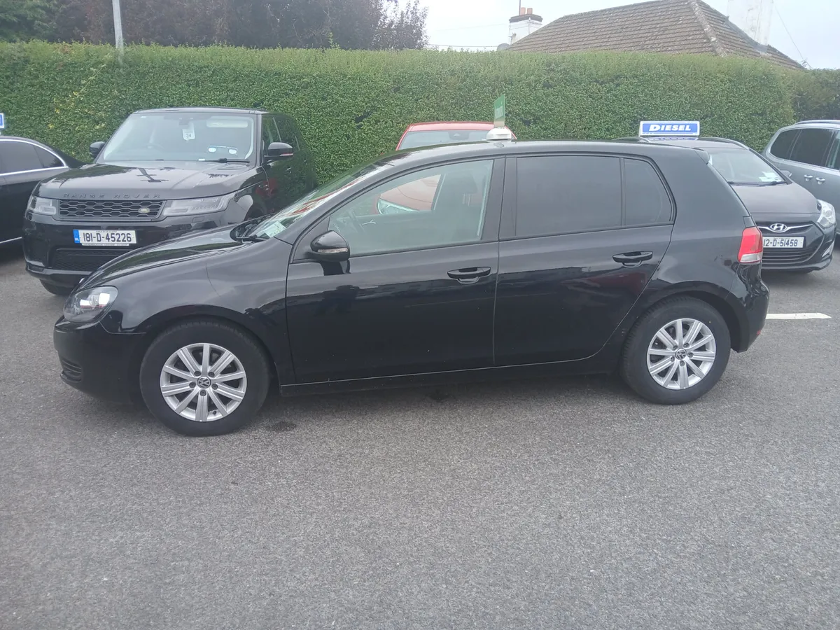 Volkswagen Golf 1.2 automatic  2012 - Image 2
