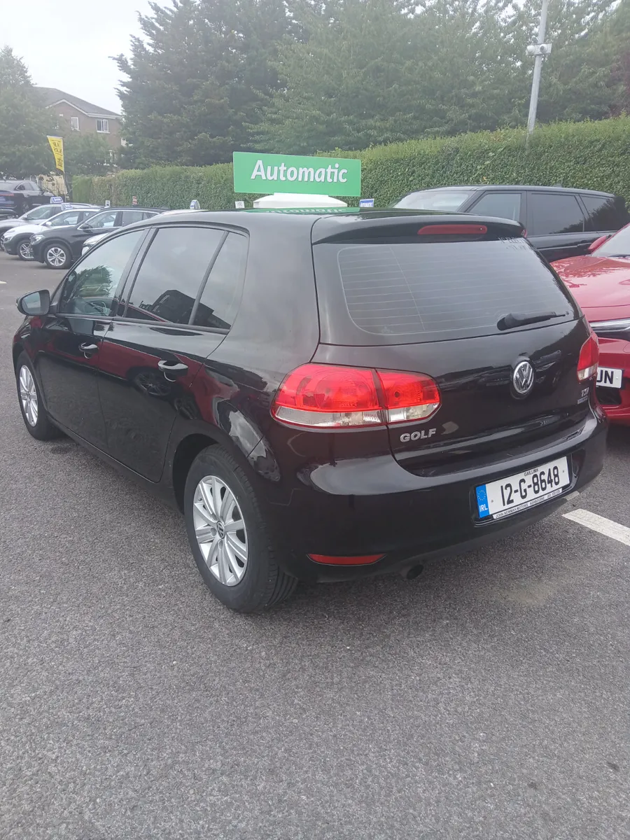 Volkswagen Golf 1.2 automatic  2012 - Image 4