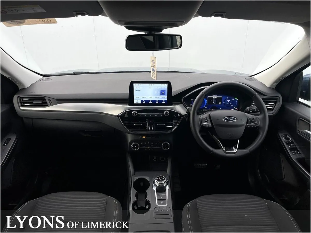 Ford Kuga 2.5 Duratec 225PS Phev Titanium Auto - Image 4