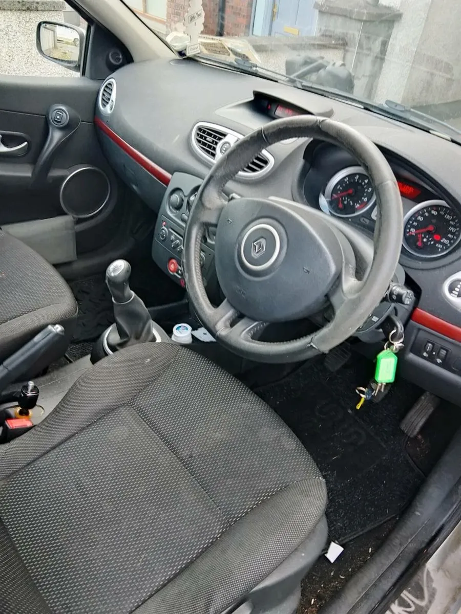 Renault Clio 08 - Image 3