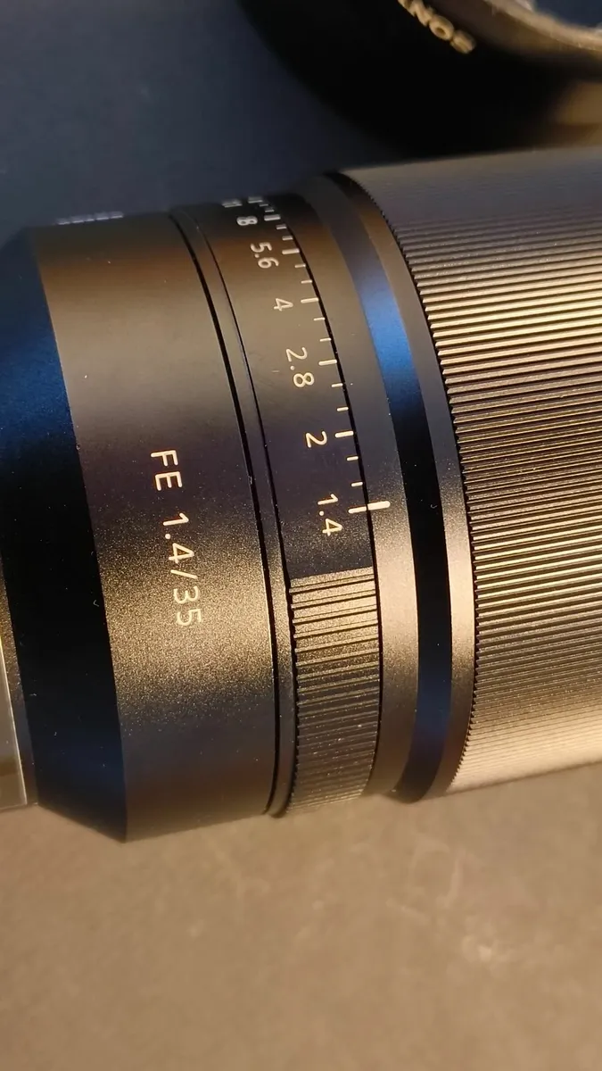 Sony Zeiss 35mm f1.4 Distagon for Sony FE - Image 1