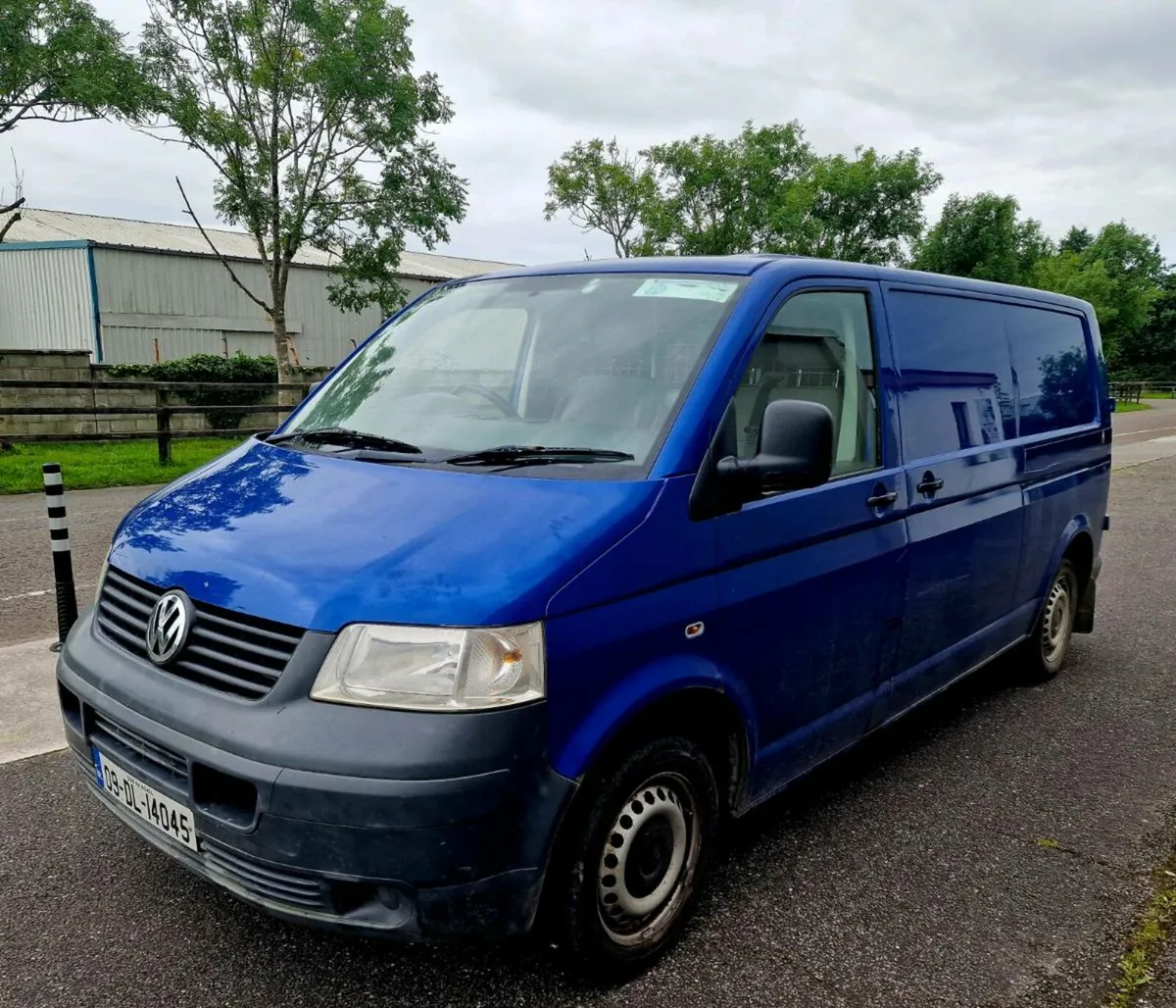 Volkswagen Transporter 2.5 TDI €4650€ - Image 1