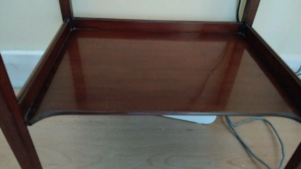 TWO MATCHING LAMP / SIDE TABLES - Image 4