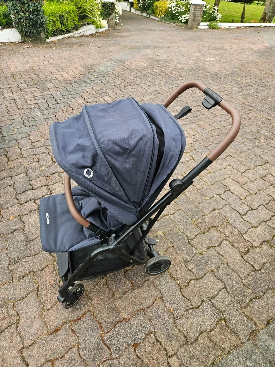 Maxi Cosi Baby Travel Stroller - Image 3