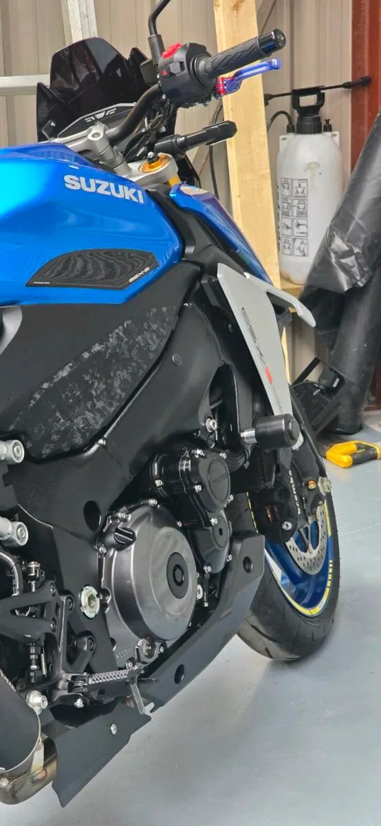 Suzuki gsx s 1000 - Image 3