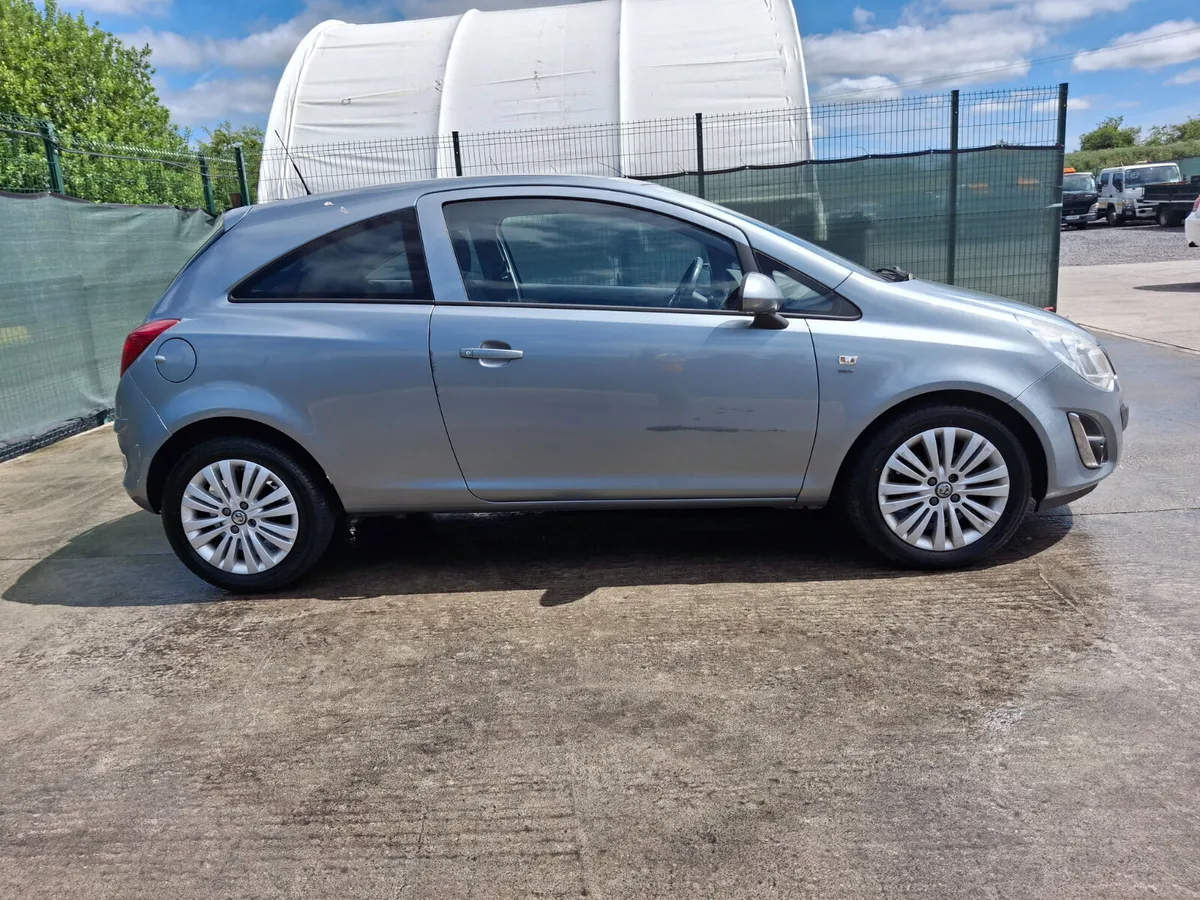 132 Opel Corsa 1.2 Petrol - Image 4