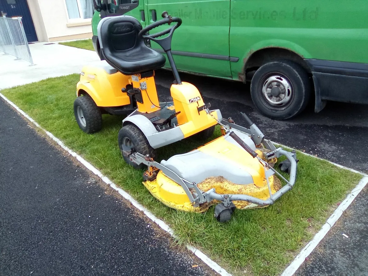 Zero turn Ride on lawnmower - Image 2