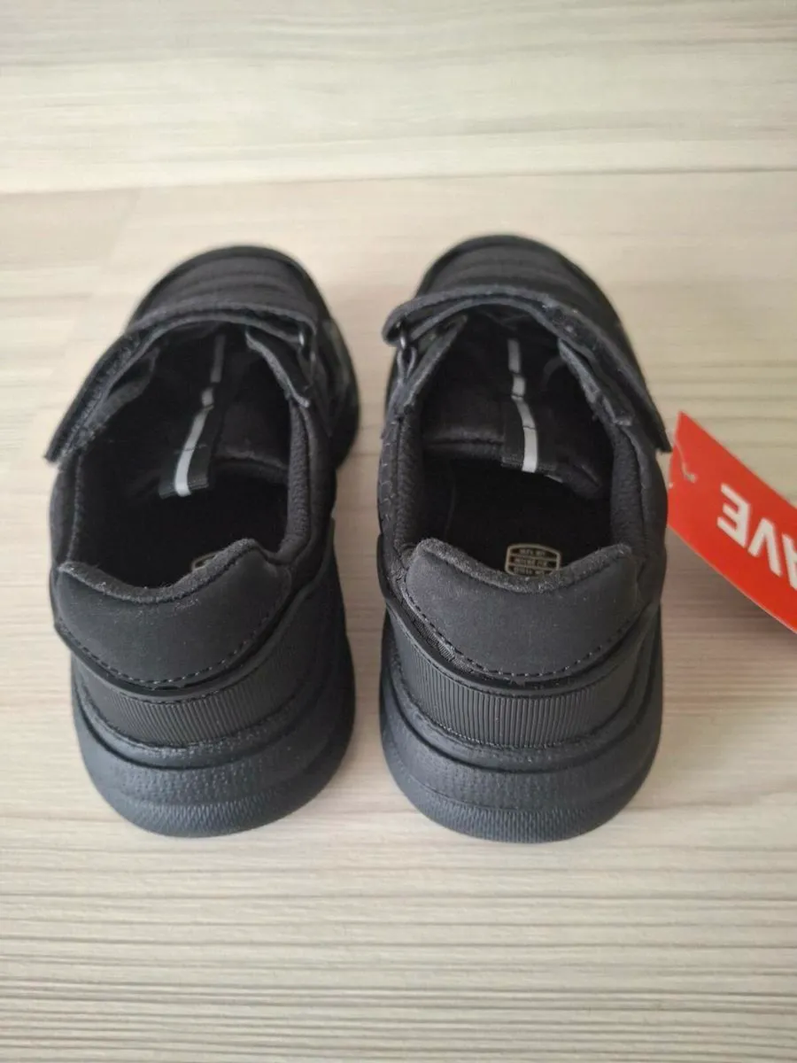Brand new boys Clarks school shoes - Image 3