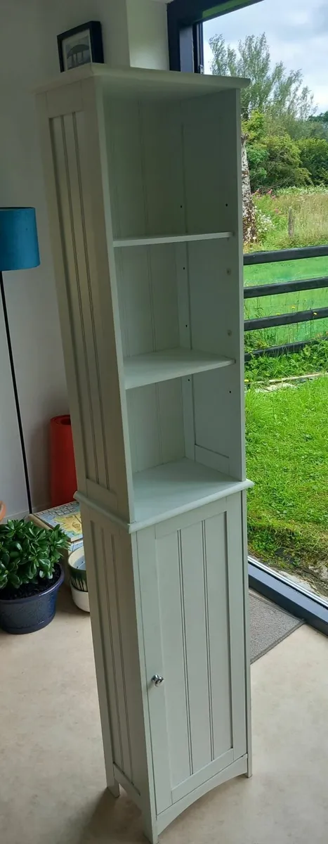 Bathroom Cabinet - Image 4