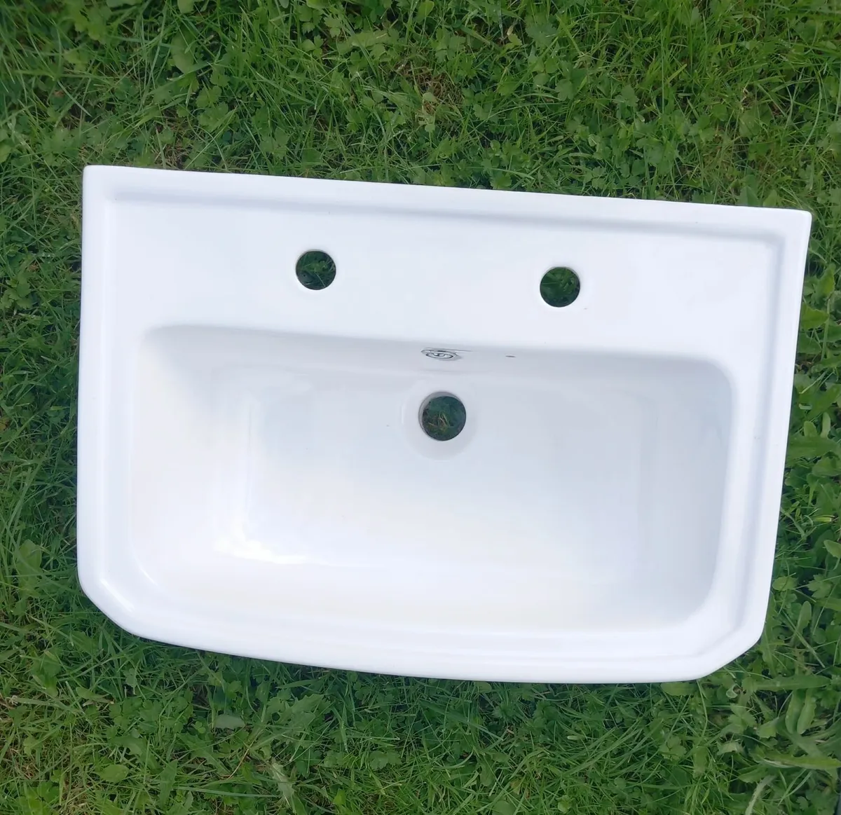 Bathroom Sink - Image 4