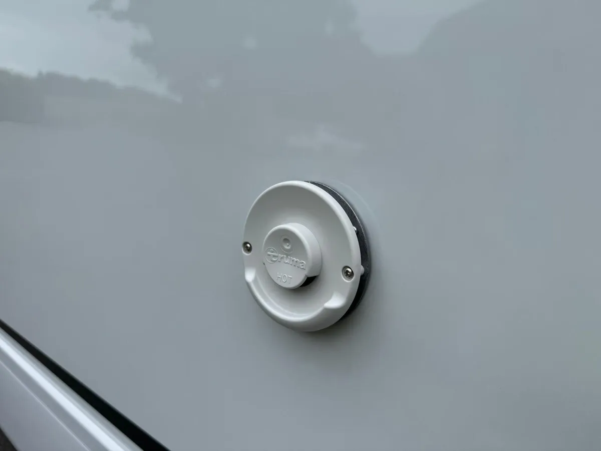 Carado T338 - Automatic - Image 2