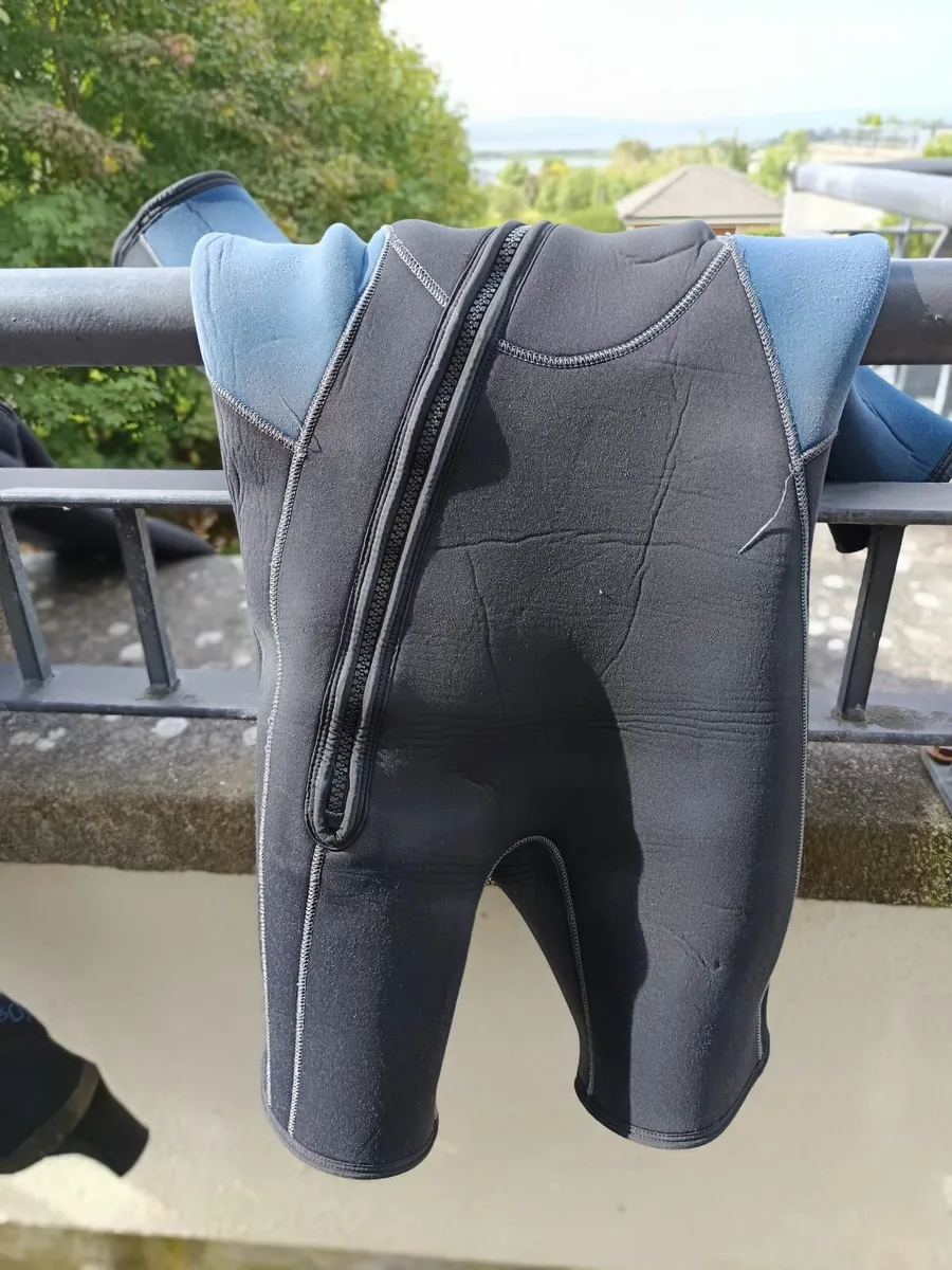 Scuba diving - fins, gloves, hood, shortie - Image 2