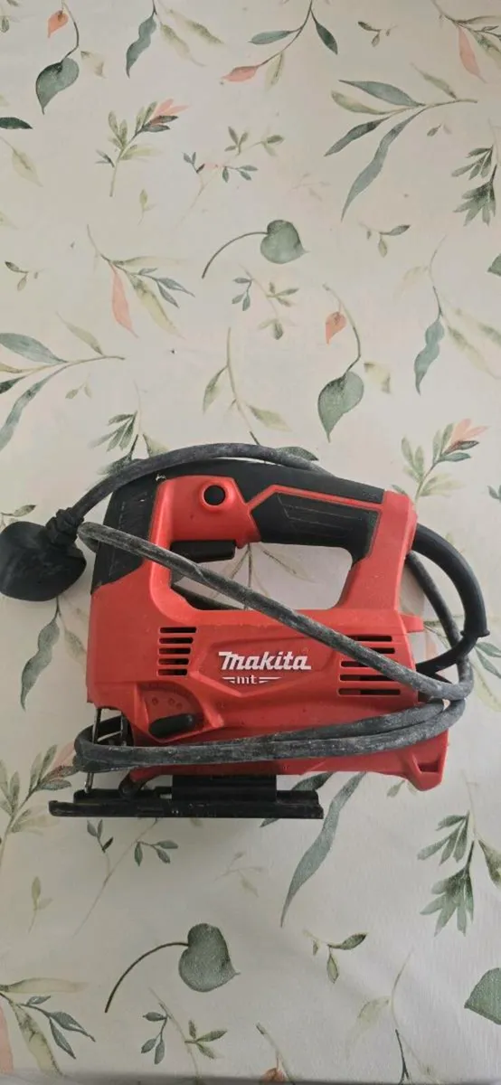 Makita Red Corded Jigsaw - Image 1