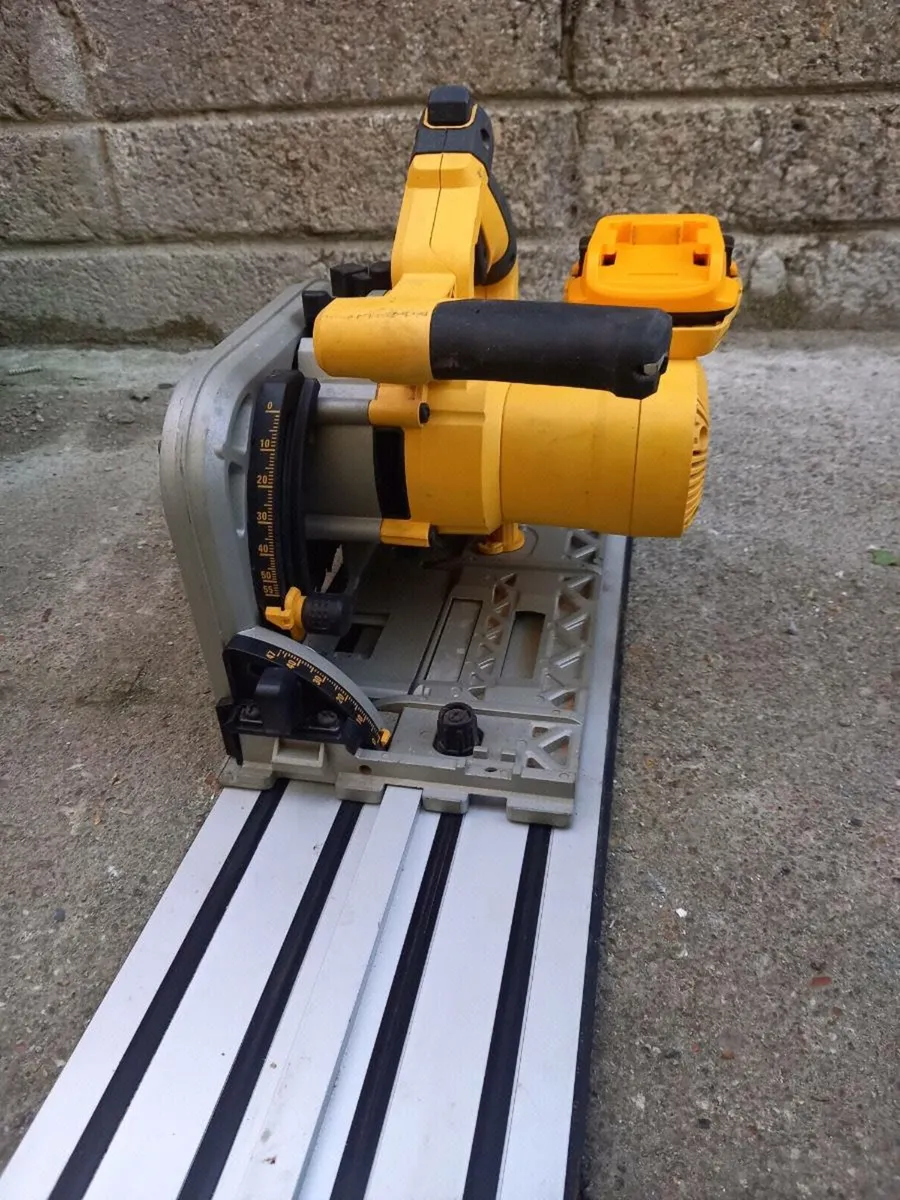 DeWalt 18v Track Saw - Image 3
