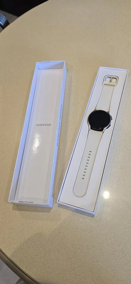 Samsung Galaxy Watch 6. 40mm - Image 2